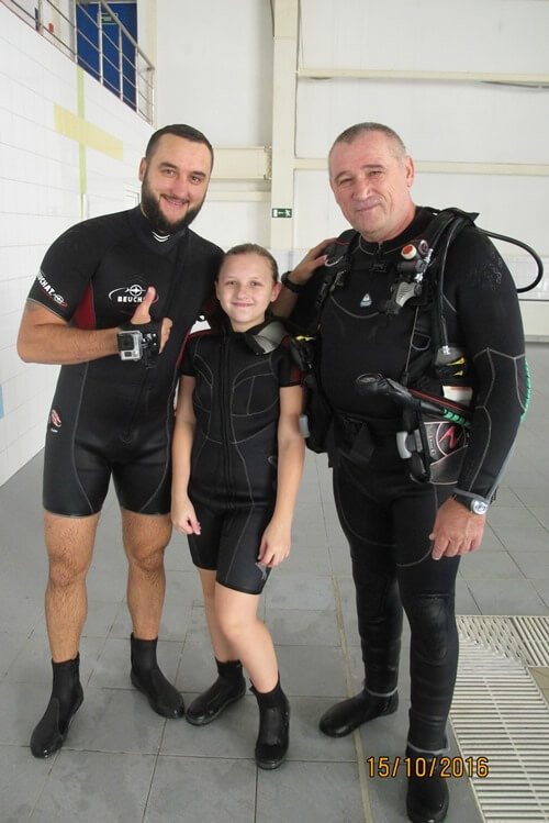 Поздравляем Софью Степаненко с успешным проведением пробного погружения под воду!